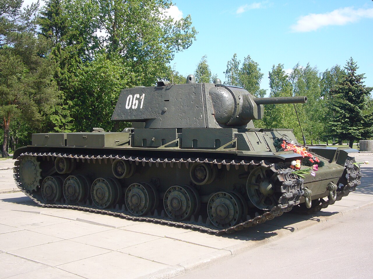 KV-1